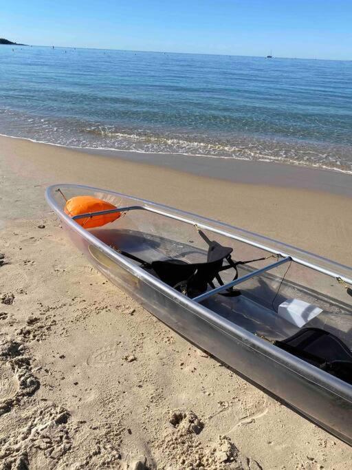 F2 Climatise A Golfe -Juan En Front De Mer Et Piscine Vallauris Exterior photo